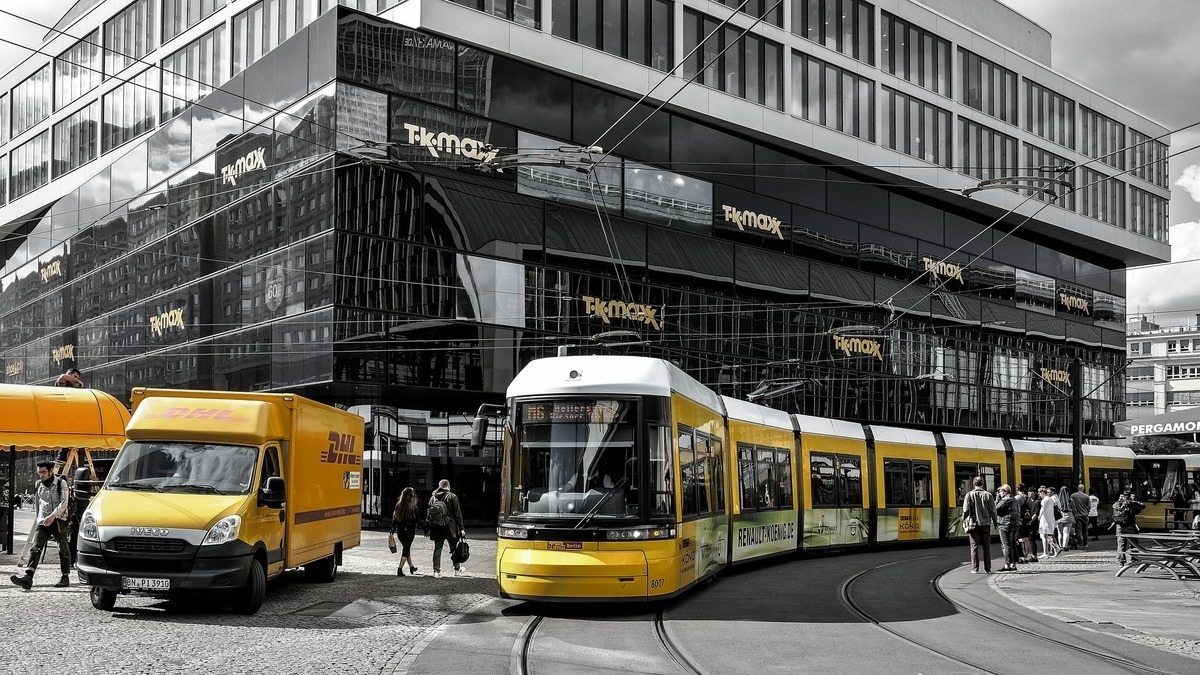 Mobilität & Verkehr in Stralsund – Anbindung, Parken und ÖPNV im Überblick